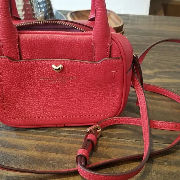 MARC JACOBS SMALL CROSS BODY BAG. - Picture 2 of 5